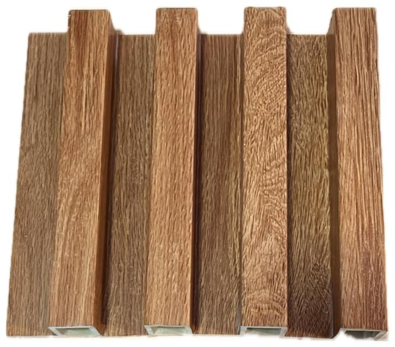 Panel ranurado WPC Castaño 