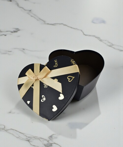 Caja Rigida Corazon 18 cm NEGRO