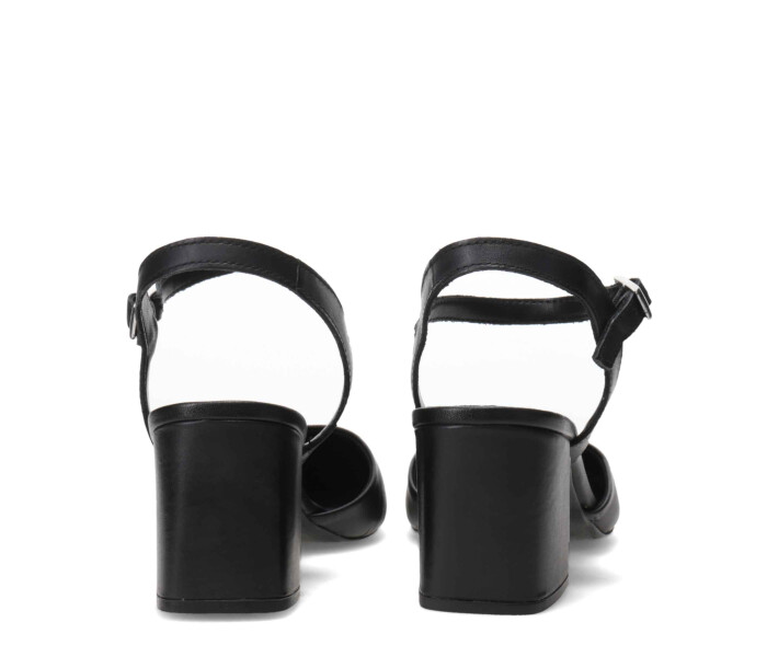 Zapato abierto con tobillera Preto