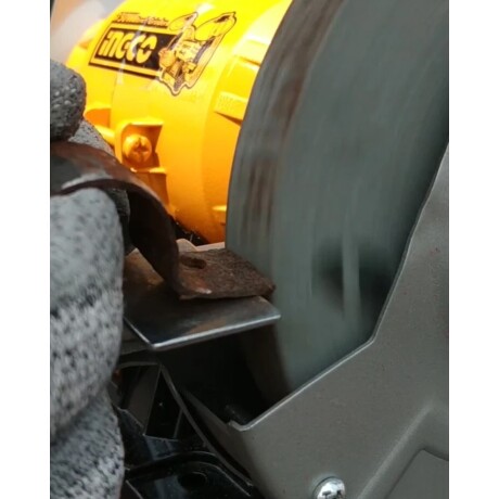 Amoladora de banco Ingco 6" 2950Rpm 150W Amarillo