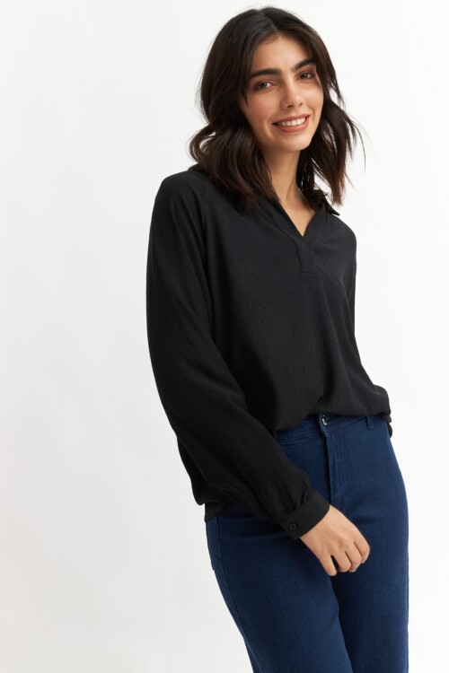 Blusa manga ranglán NEGRO