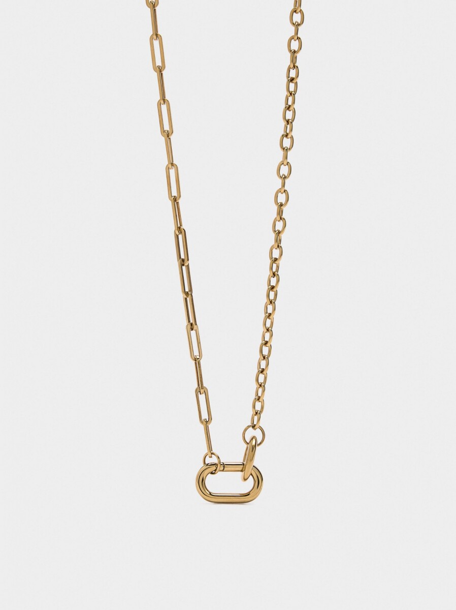 Collar De Eslabones Con Colgante Mosquetón - dorado 