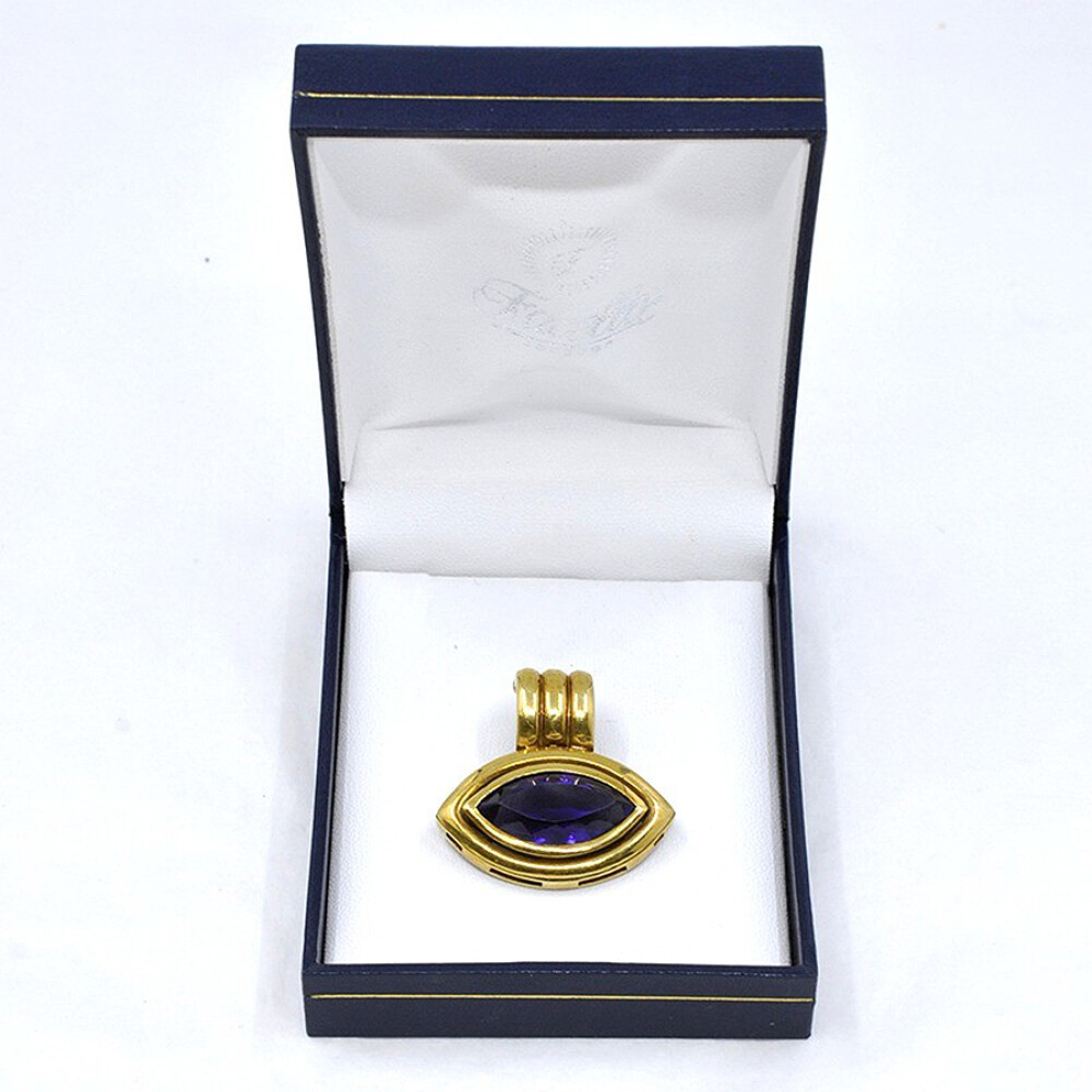 Dije en Oro 18 K Y Amatista Dije en Oro 18 K Y Amatista