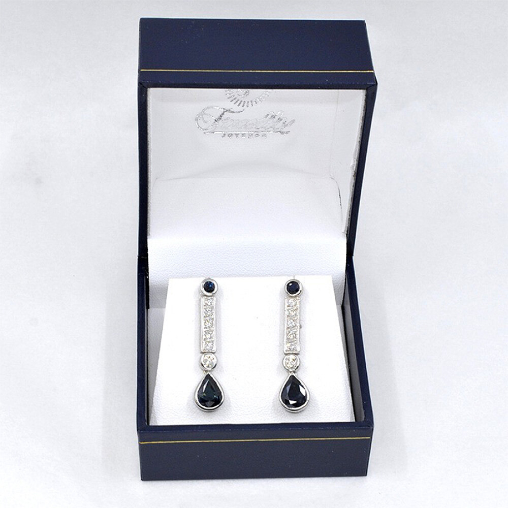 Caravanas Antiguas En Oro 18K Blanco, Brillantes Y Zafiros Caravanas Antiguas En Oro 18K Blanco, Brillantes Y Zafiros