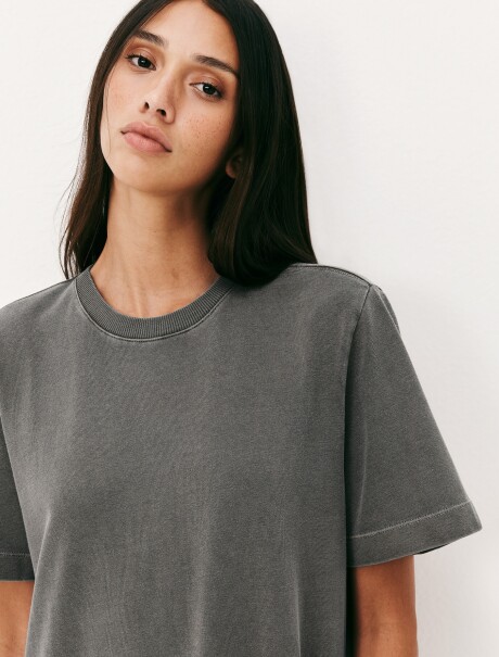 VESTIDO BÁSICO MANGA CORTA GRIS