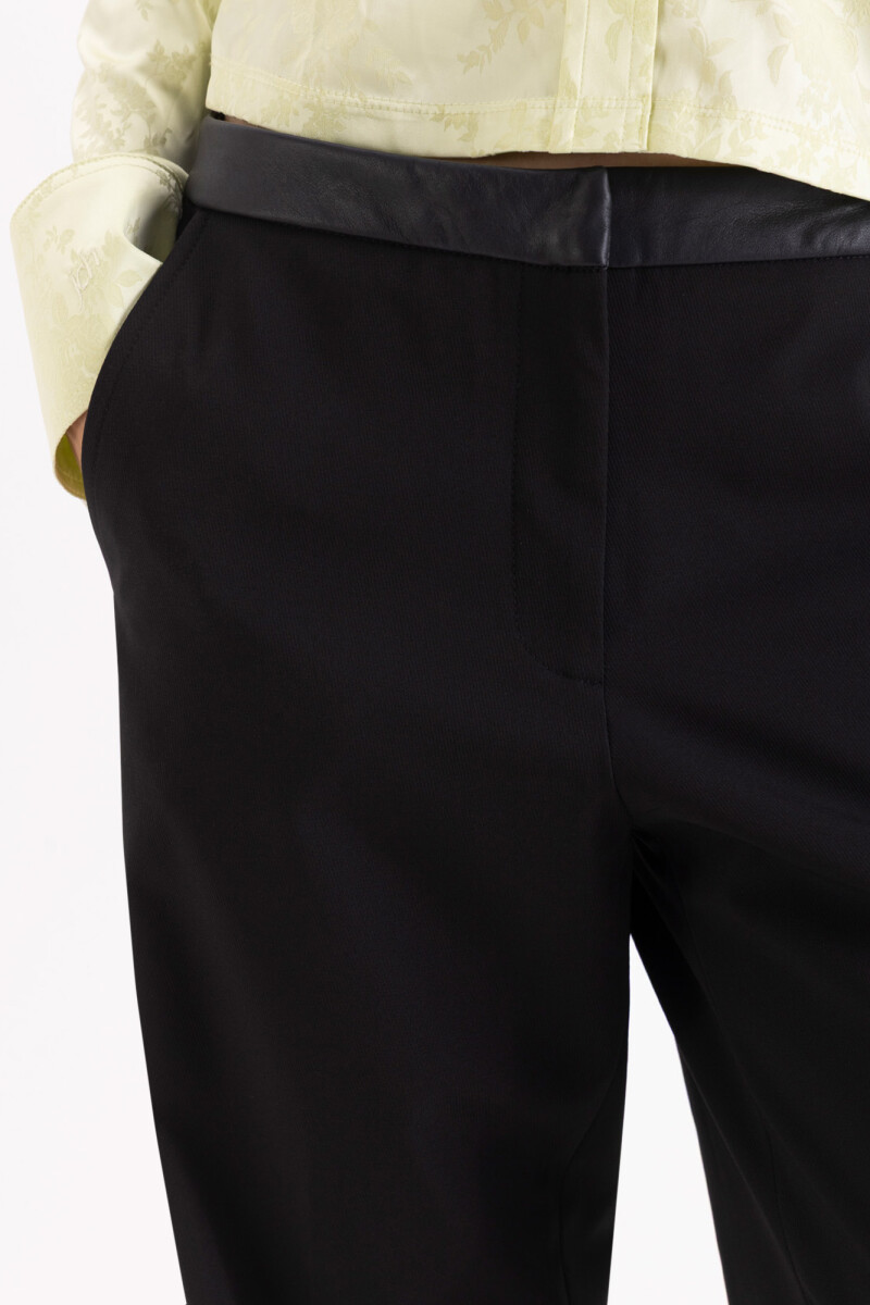 PANTALON DANCE Negro
