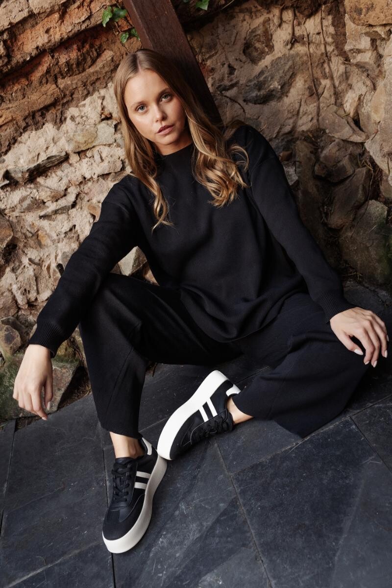Champion Carrara Negro
