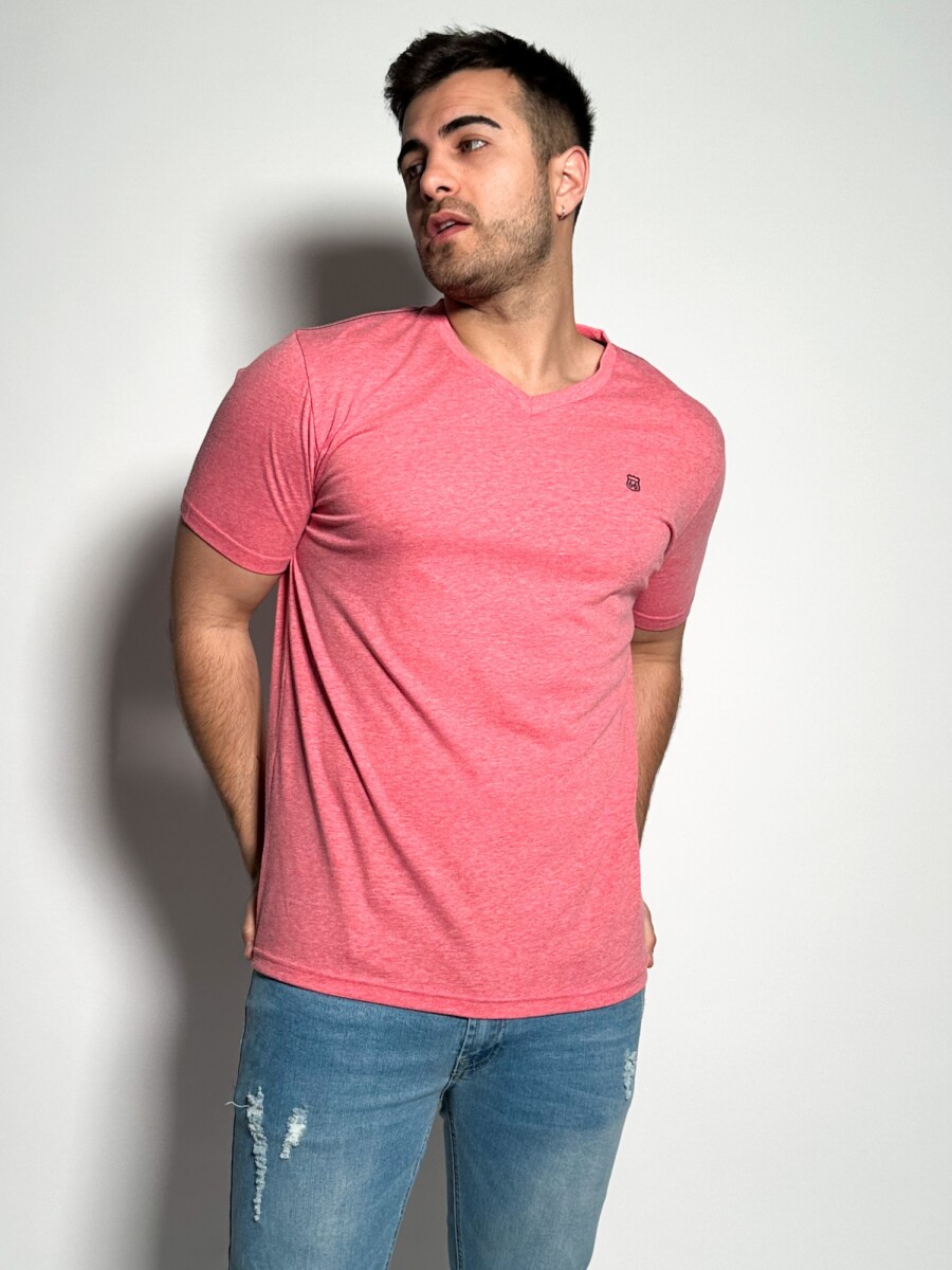 Remera lisa escote V Vex - Coral 