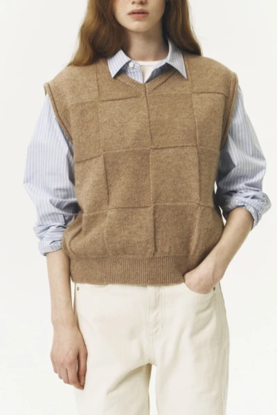 CHALECO TEJIDO Camel