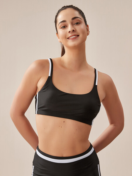 TOP ADALA NEGRO