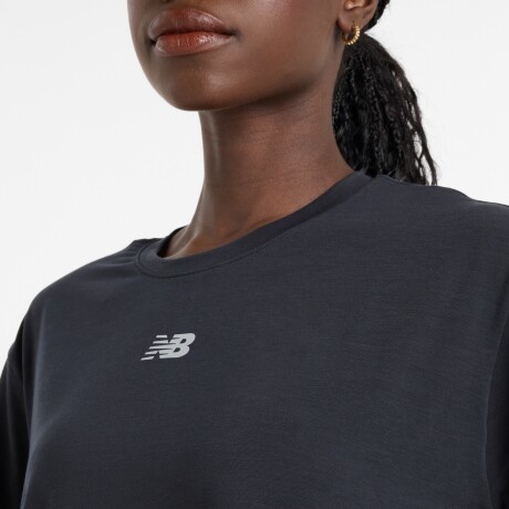 Remera New Balance de Dama - Drapey Relaxed - WT51133BK BLACK