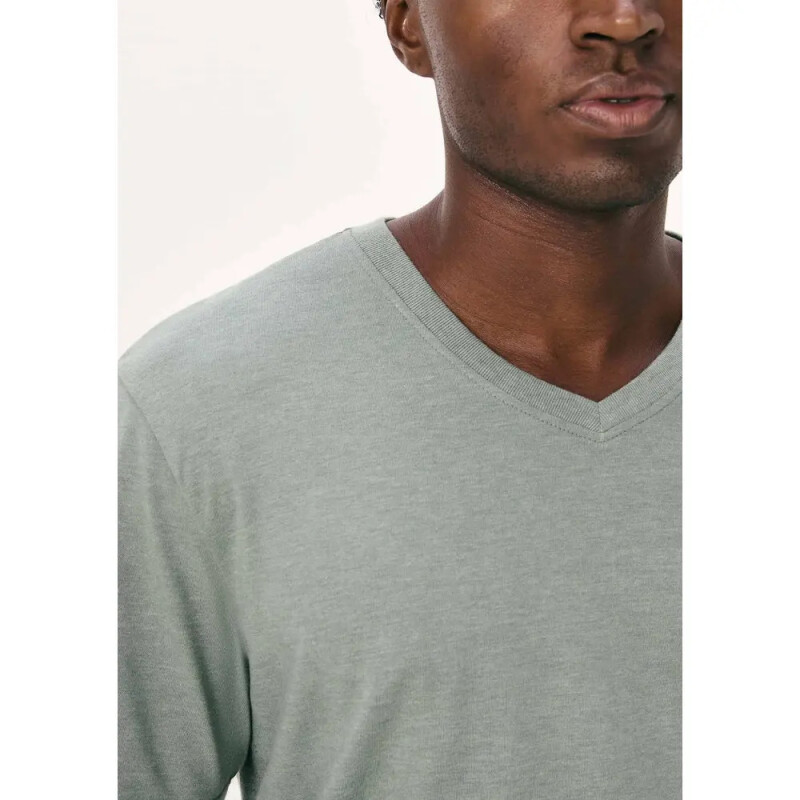 CAMISETA MM MASC VERDE MESCLA