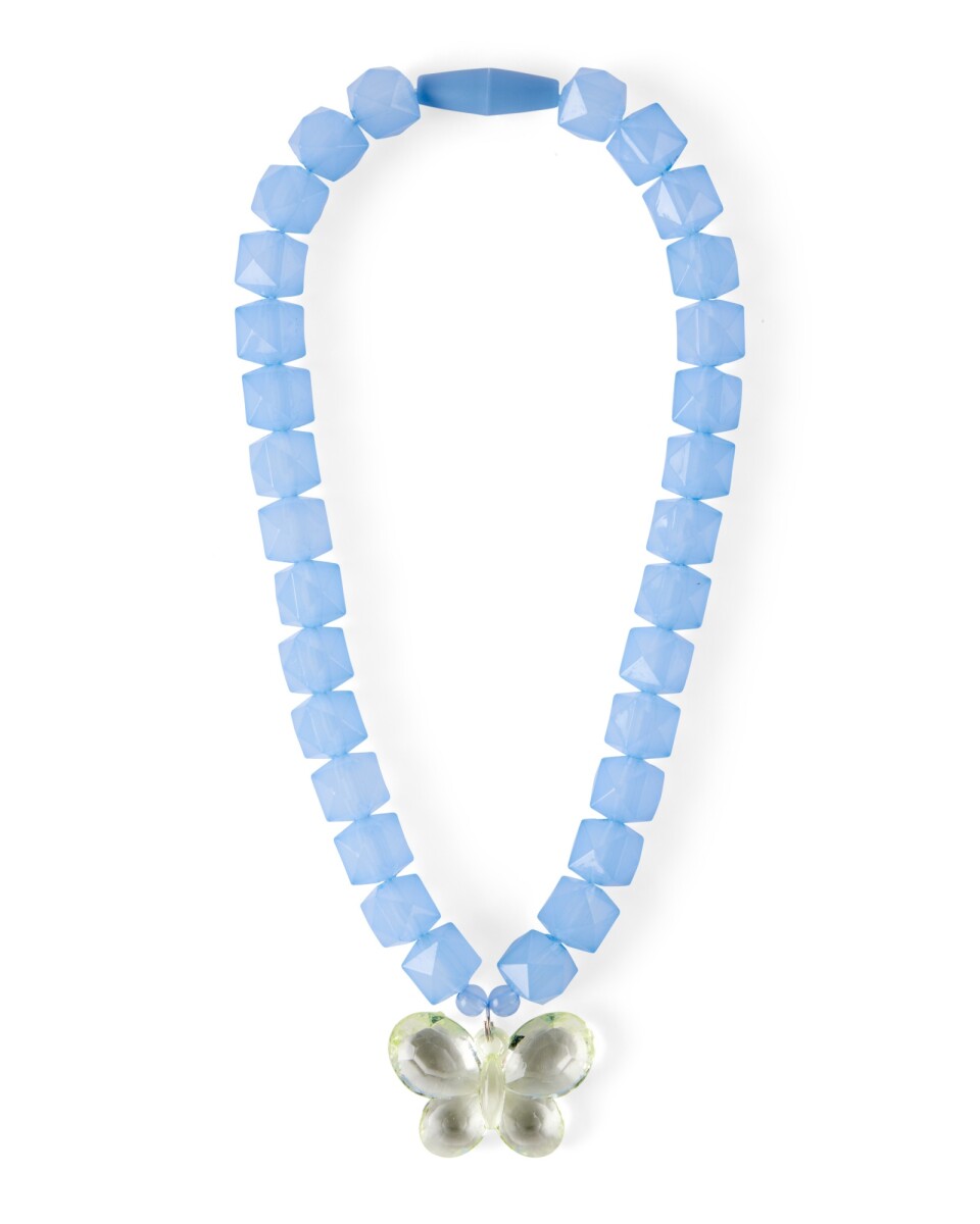Collar de cuentas y dije mariposa 