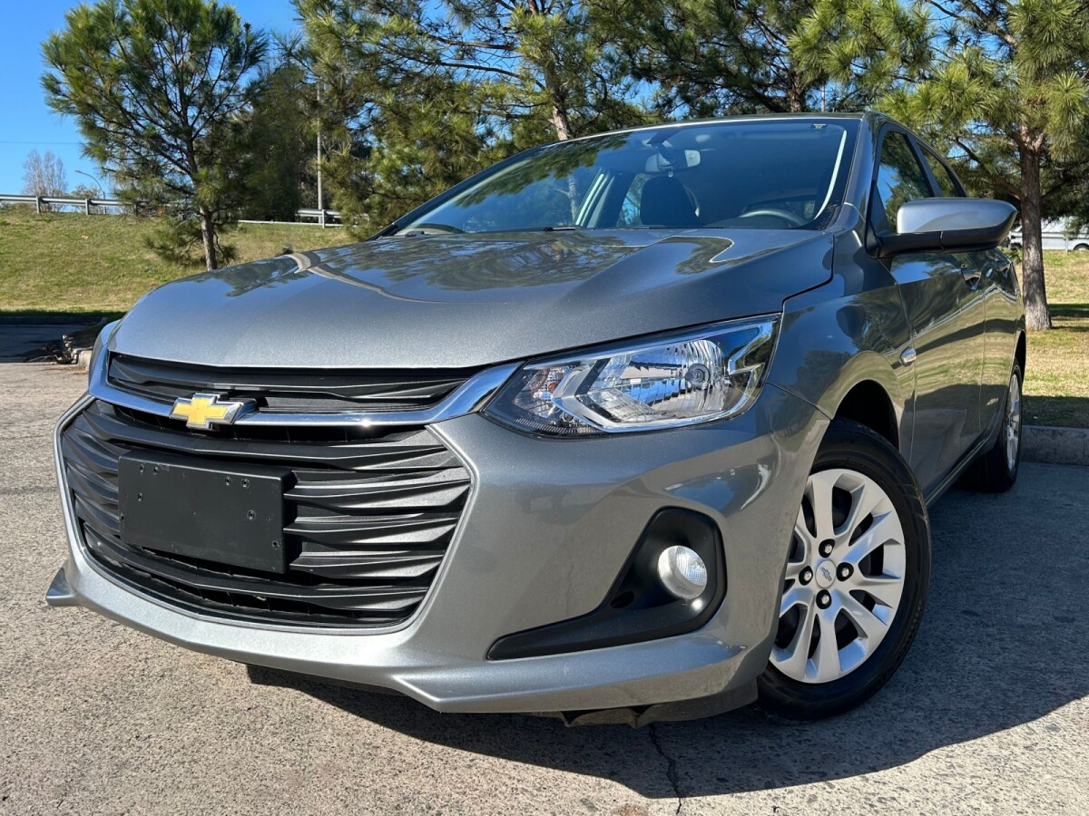 Chevrolet Onix LT 1.0 Extra Full 2024 (Descuenta IVA) Chevrolet Onix LT 1.0 Extra Full 2024 (Descuenta IVA)