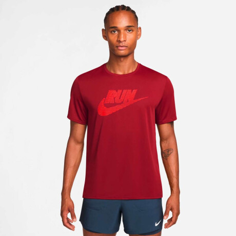 Remera Nike Dri-Fit Uv Miler Run Energy Manga Corta de Hombre Rojo