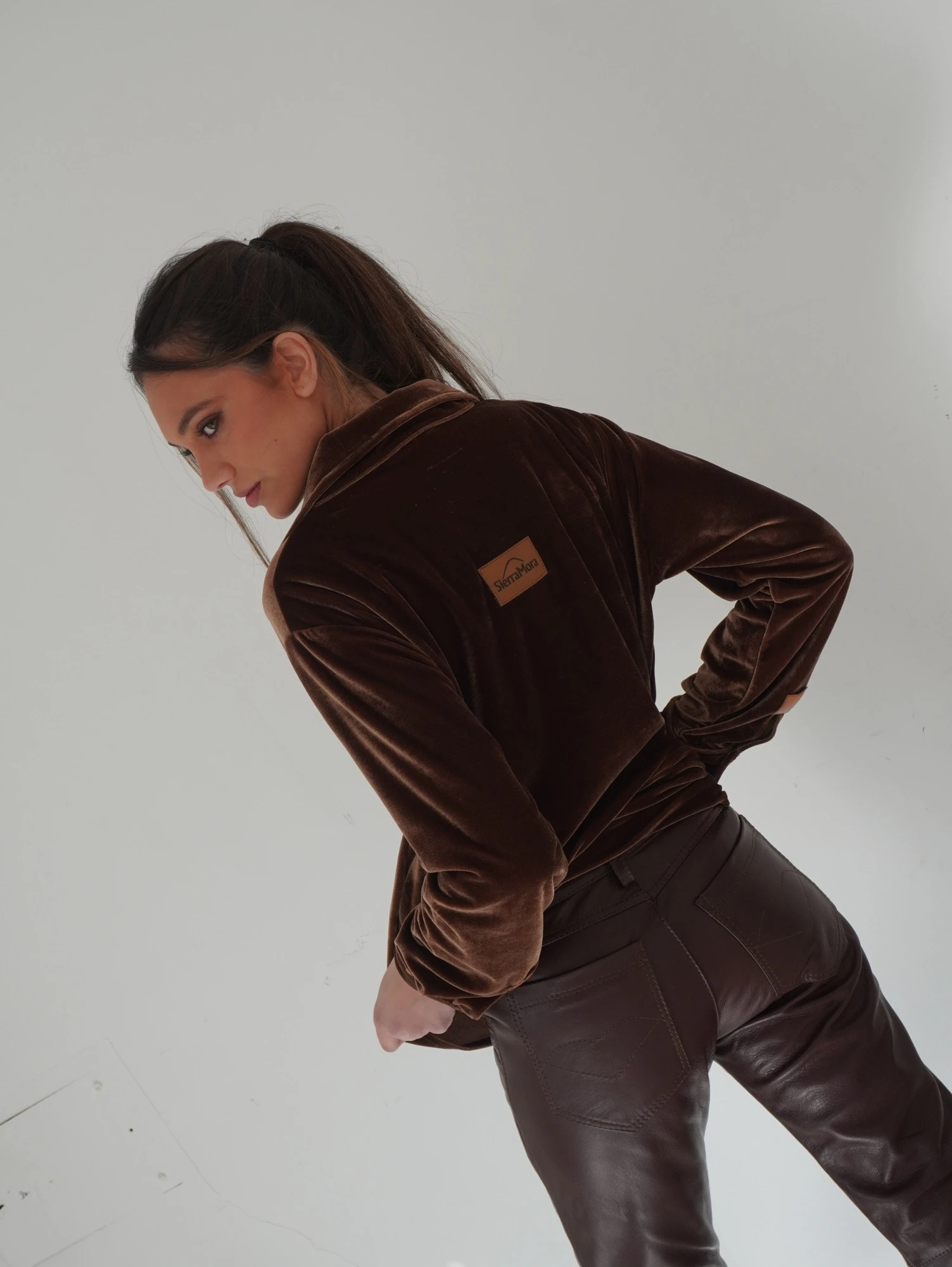 Velvet Shirt con Puño
