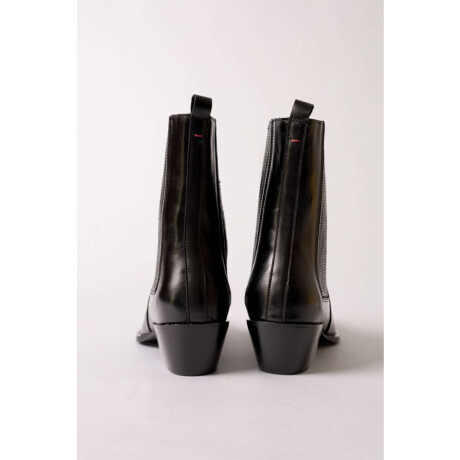 Bota Tilma Black