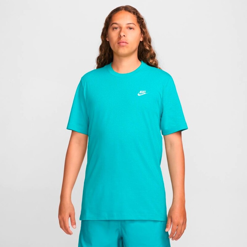 Camiseta Nike Sportswear Club Tee de Hombre Multicolor
