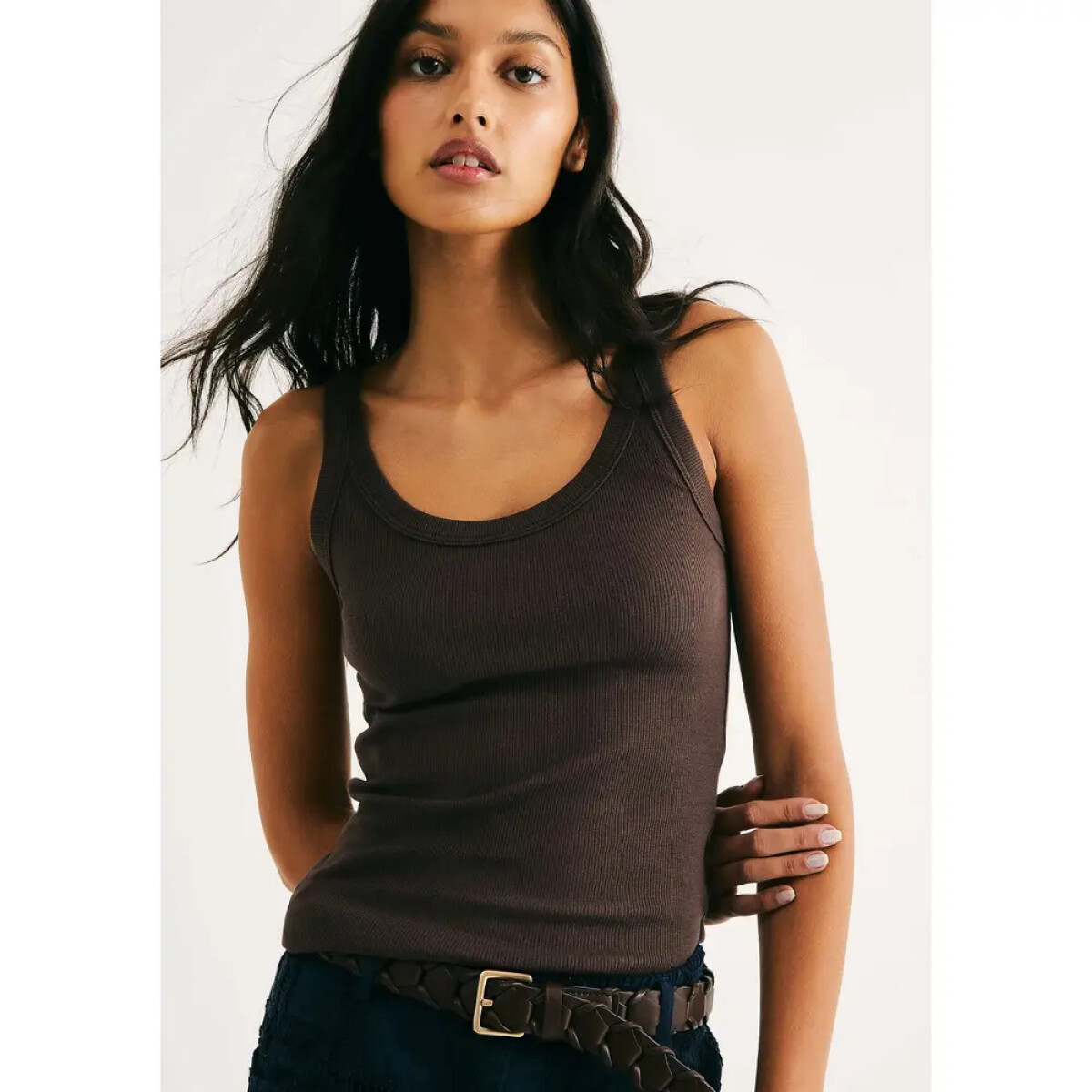 CAMISETA REGATA FEM - MARROM ESCURO 