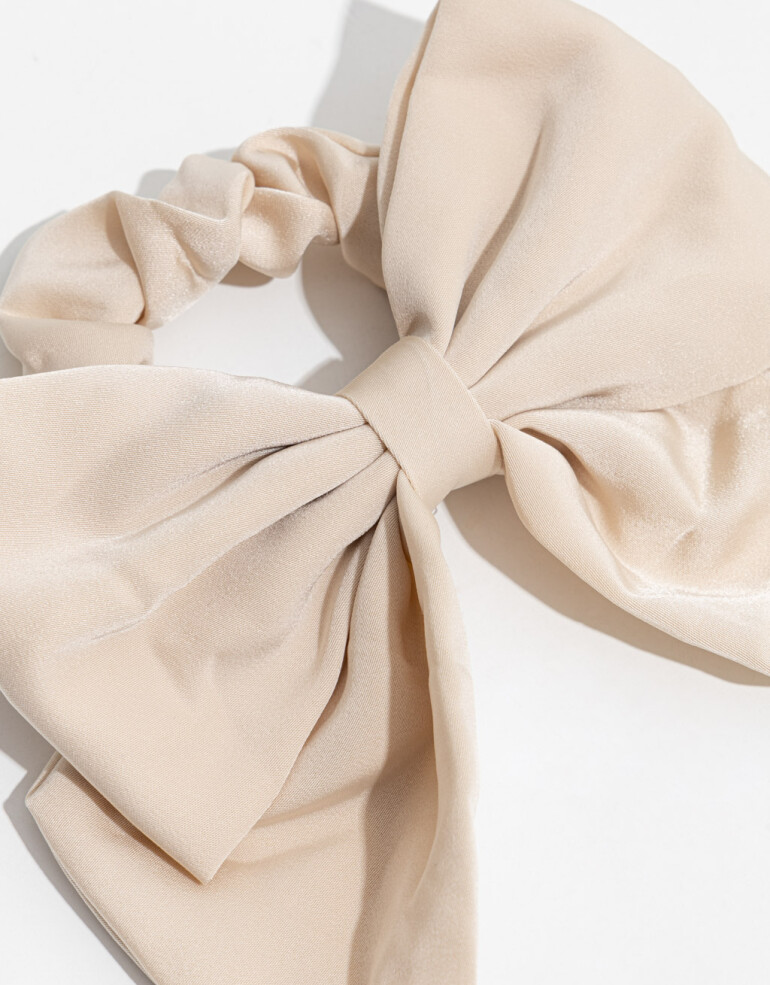 Skunzies Moño Scrunchie Con Moño. - Blanco Crema