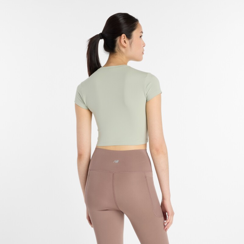 Remera New Balance de Dama - Harmony - WT51134GAS GREEN
