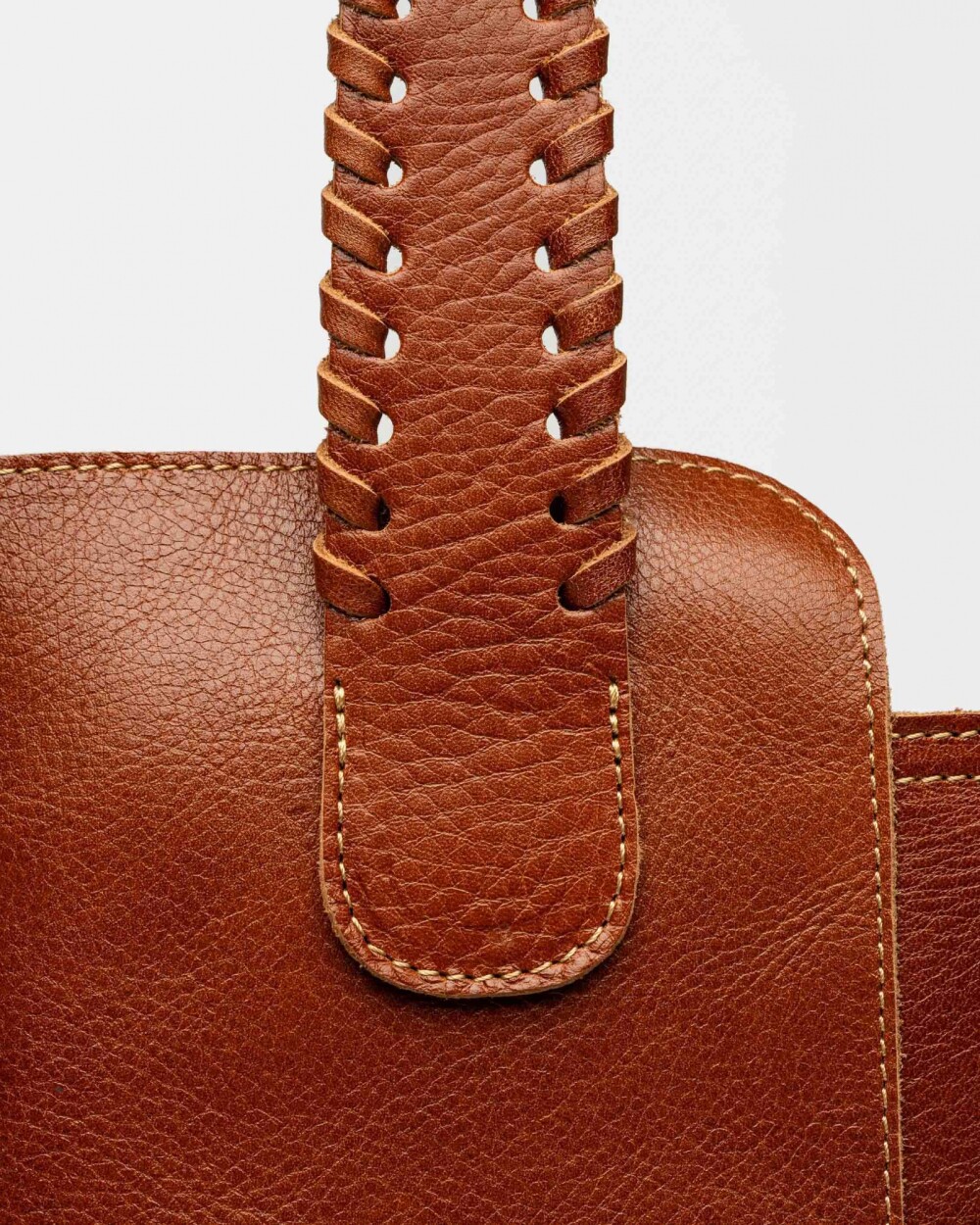 Shopper The Braided en cuero vegetal liso Cuoio