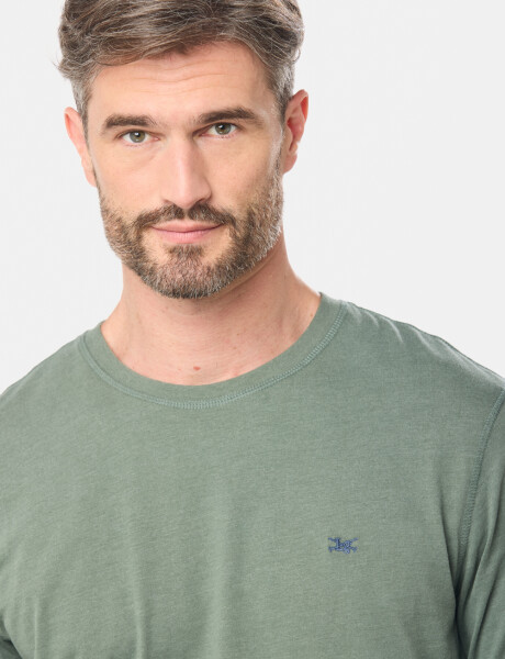 REMERA LISA DE ALGODÓN Pino