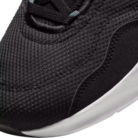 Championes Nike M Legend Essential 3 Nn Black