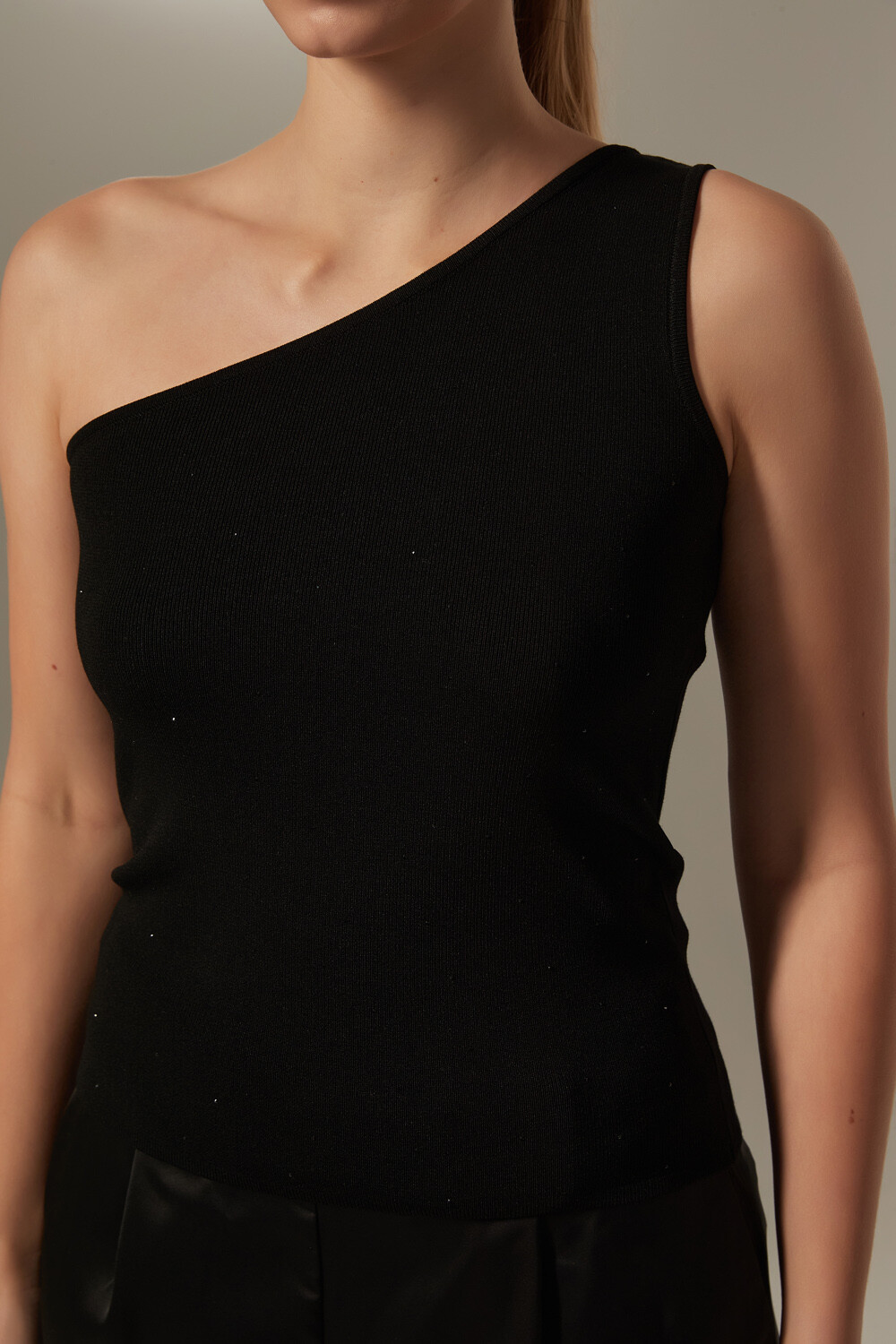 Tops Yasmila Negro