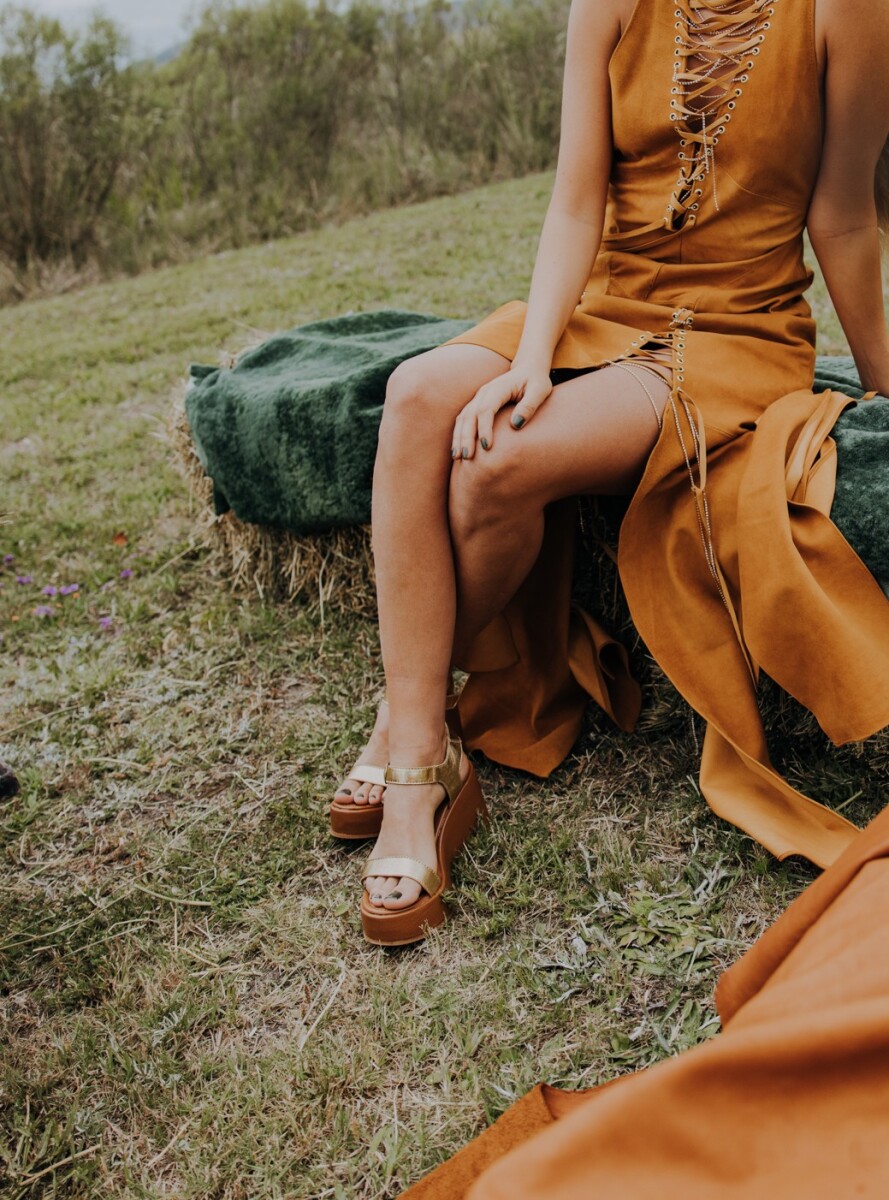 Sandalia Elegante Sport - Dorado Fuerte 