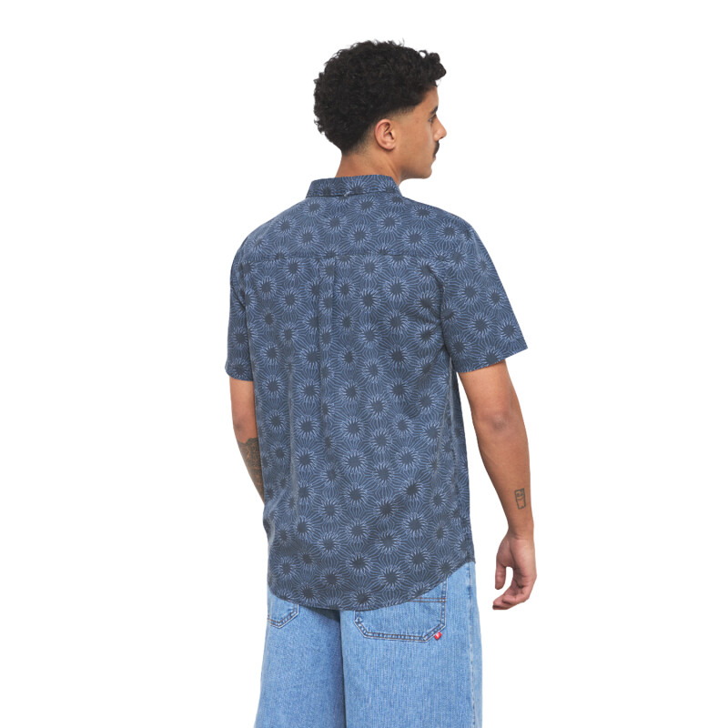 Camisa Quiksilver Ocean Mayehem - Azul Camisa Quiksilver Ocean Mayehem - Azul