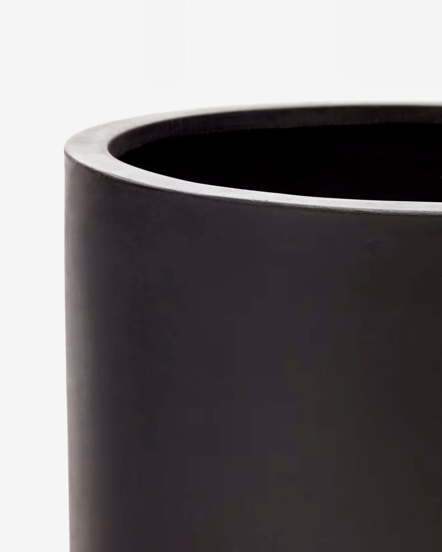 Macetero Aiguablava de cemento negro Ø 52 cm Macetero Aiguablava de cemento negro Ø 52 cm