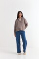 Sweater con cuello abierto y tajos laterales CHOCOLATE