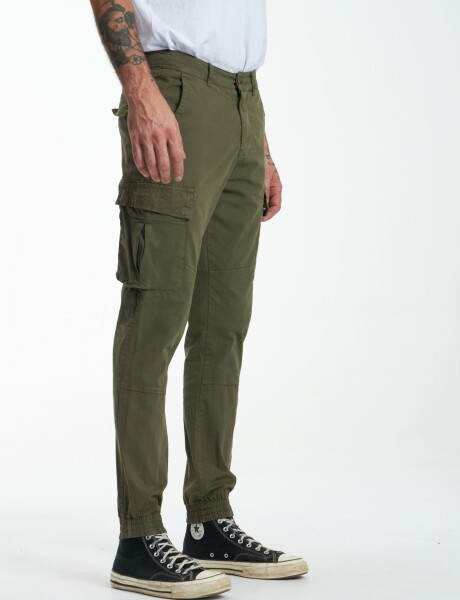 Pantalón cargo Parrado 24 Oliva