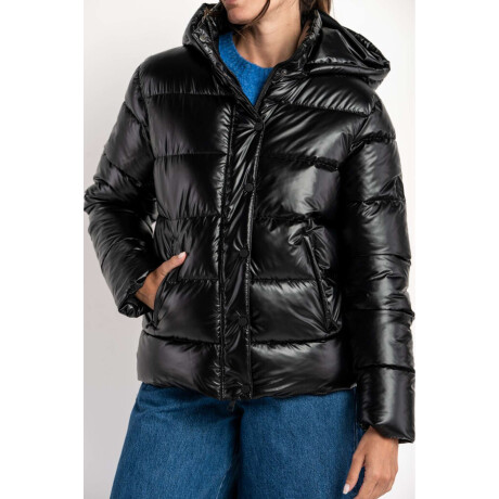 Campera Engomada Water Repellent Negro
