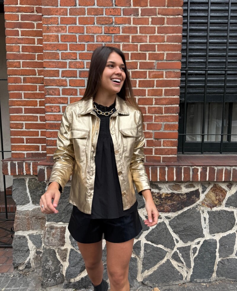 Chaqueta metalizada dorada