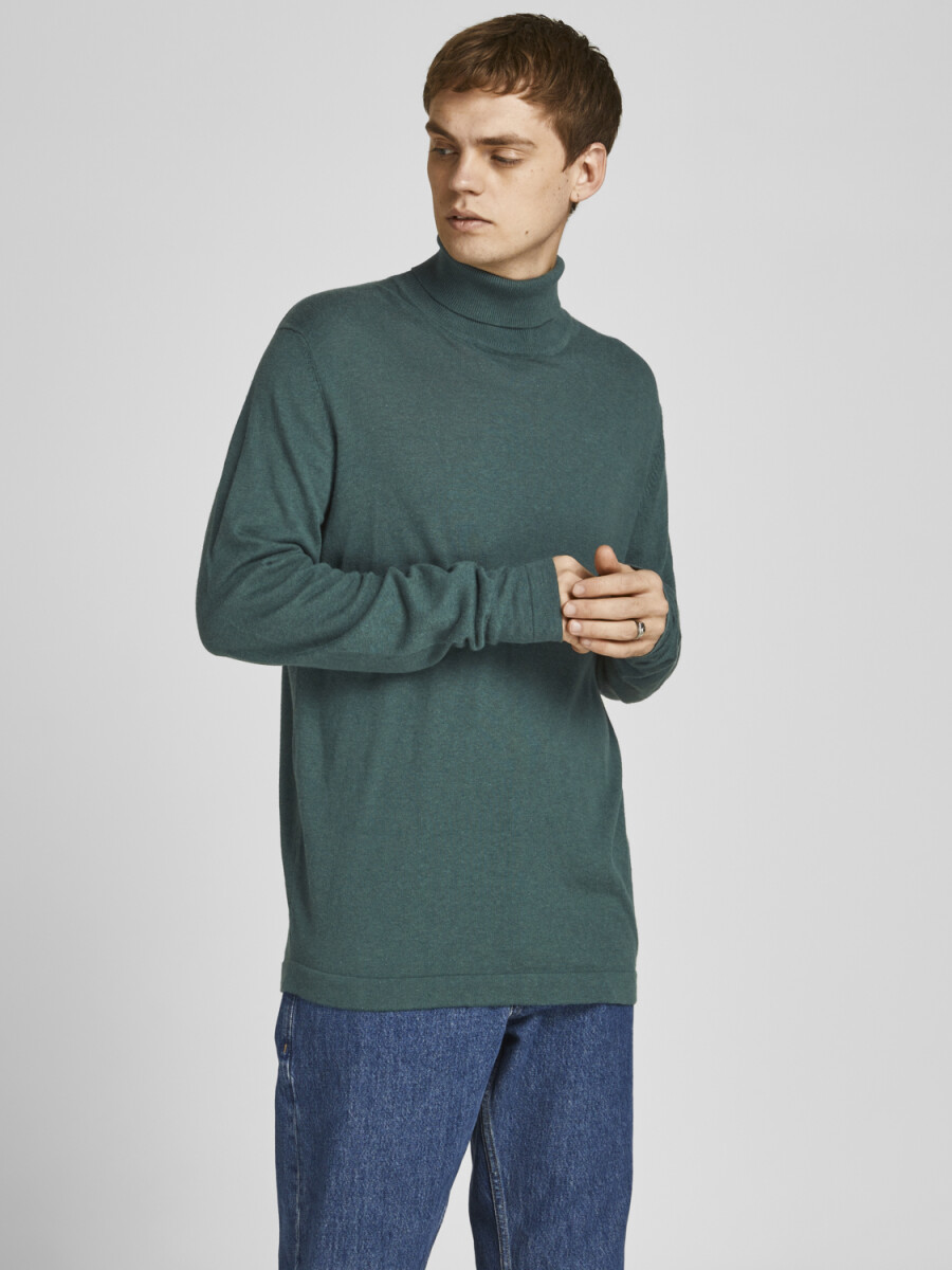 Sweater Rogan Básico Cuello Alto - Trekking Green 