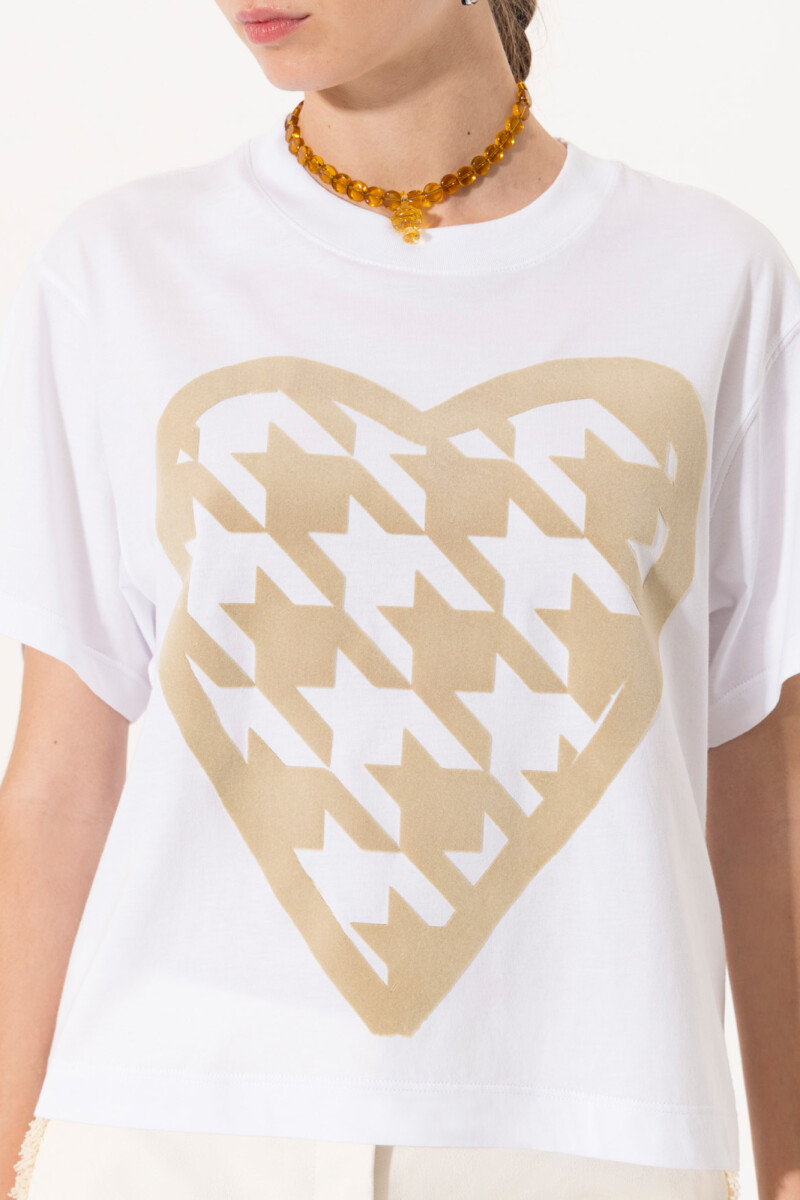 REMERA AMORE Blanco