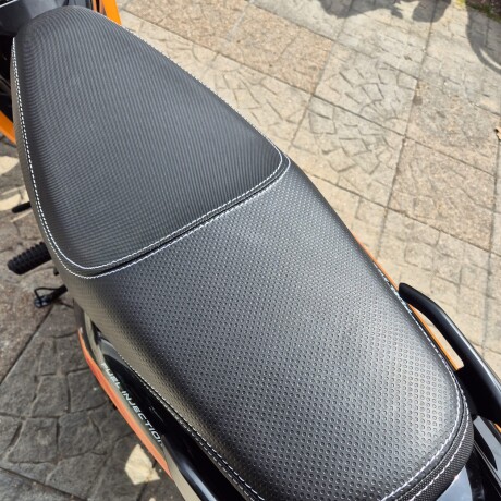 TVS Rock Z 125 Negro/Naranja