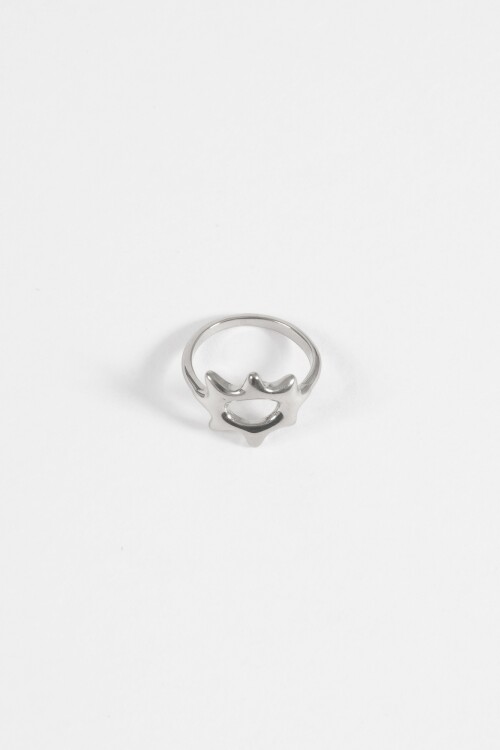 Anillo estrella hueco acero plateado
