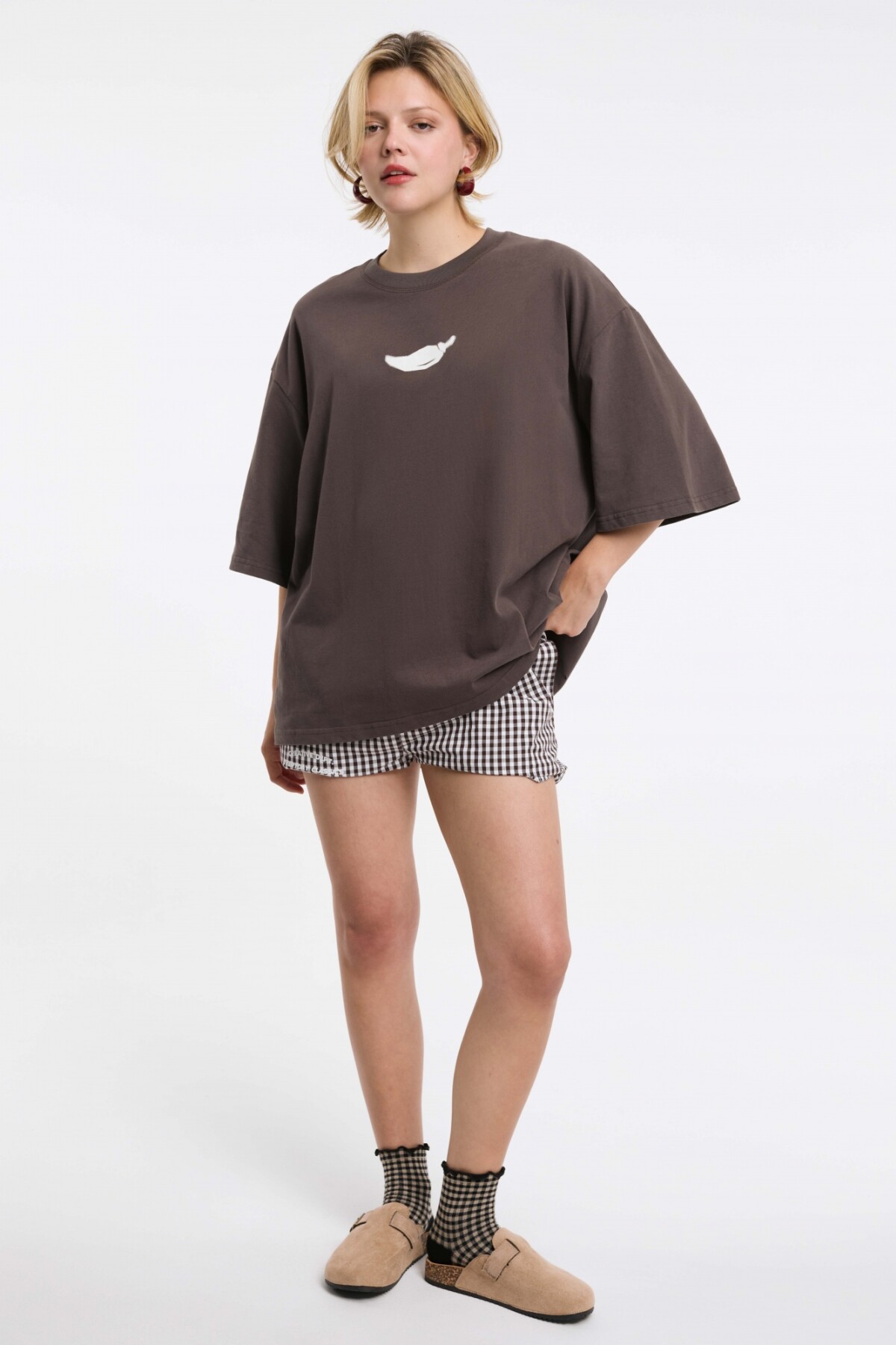 Remera Six Gris Oscuro