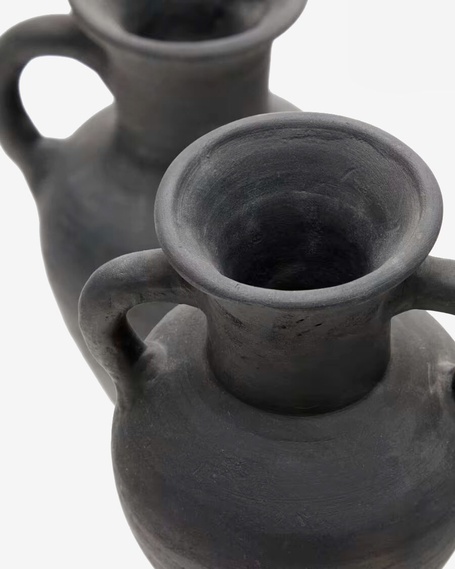 Set Tefare de 2 jarrones de terracota con acabado negro 18 cm / 18 cm Set Tefare de 2 jarrones de terracota con acabado negro 18 cm / 18 cm