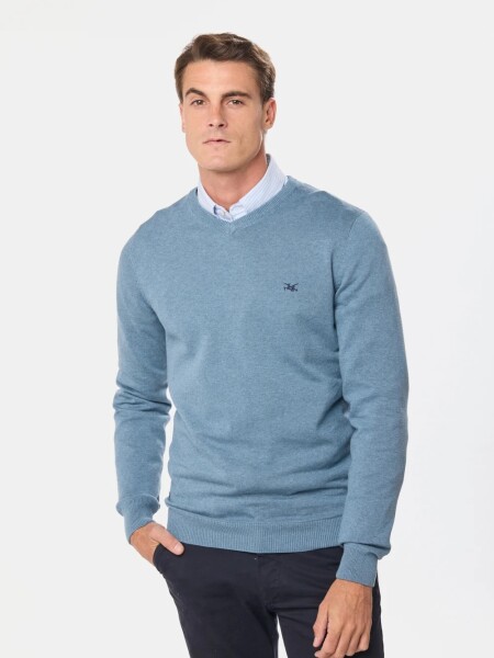 BUZO LEGACY 6564 ESC.V LISO CELESTE