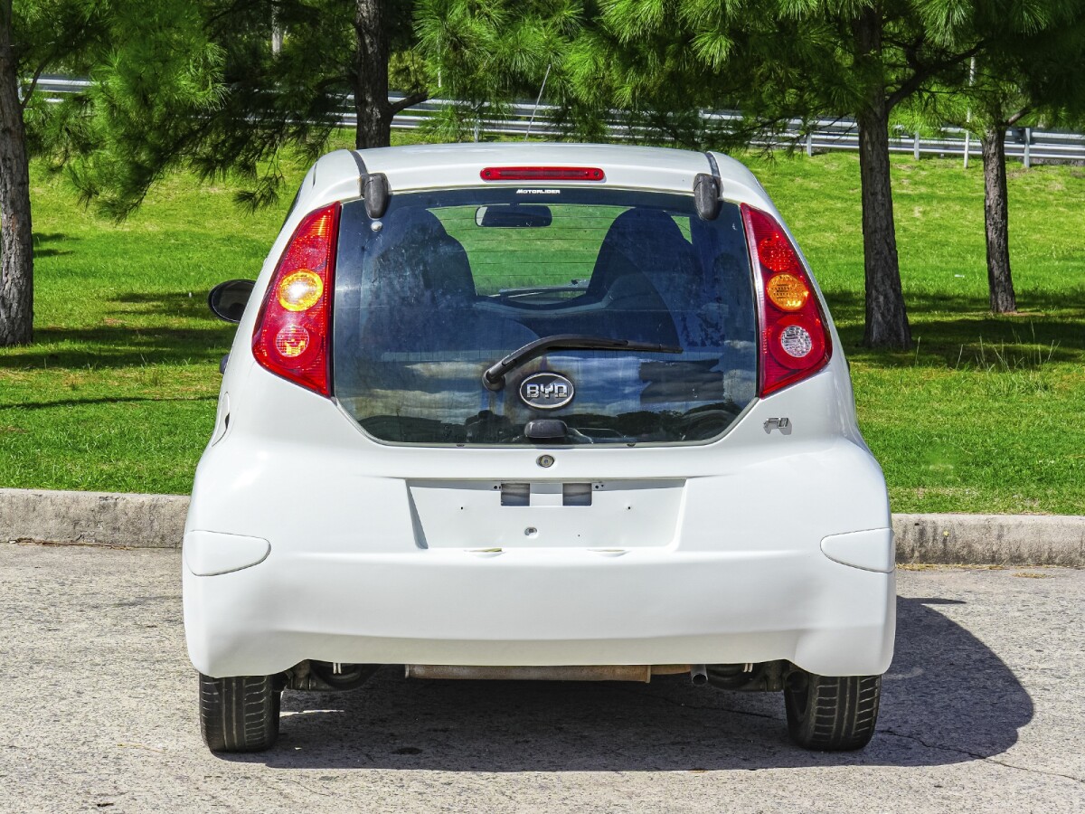 BYD F0 GLXI 1.0 Extra Full | Permuta / Financia BYD F0 GLXI 1.0 Extra Full | Permuta / Financia