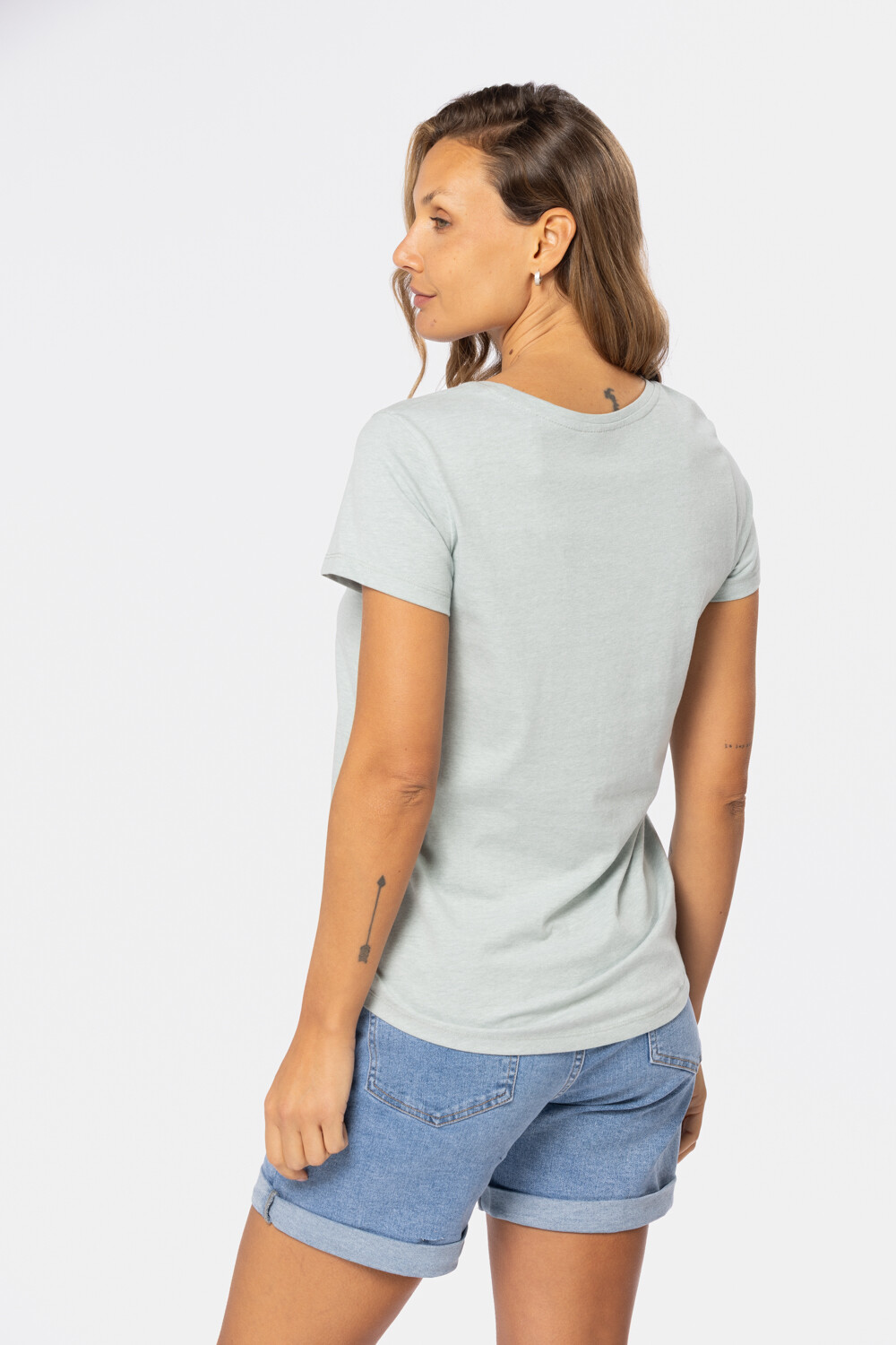 REMERA BÁSICA DE ALGODÓN Verde