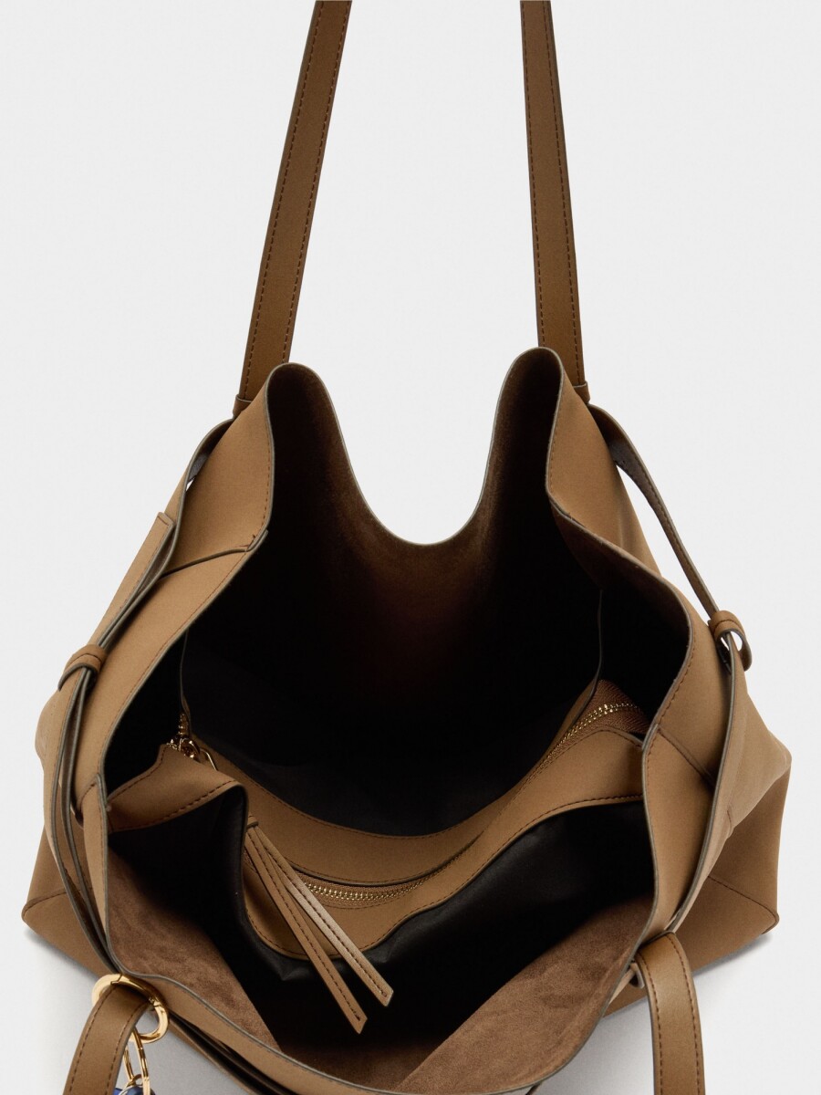 Bolso Shopper Con Cinturón Y Colgante camel