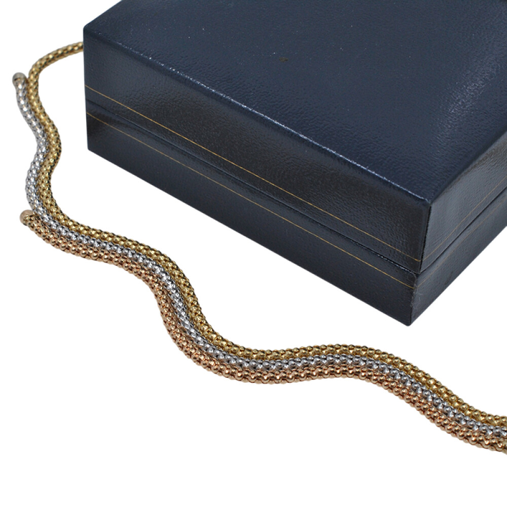 Collar en oro 18k de 3 tonos Collar en oro 18k de 3 tonos