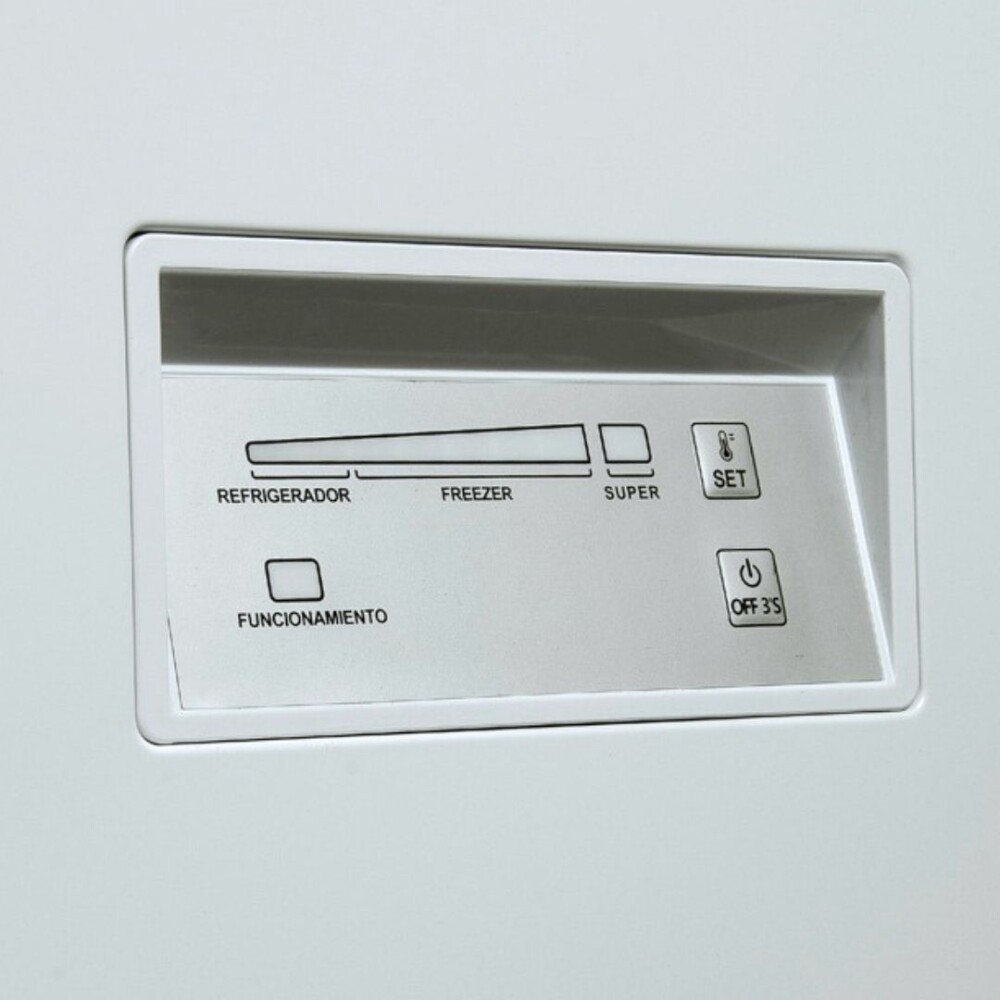 Freezer Horizontal Blanco 316 L - Modelo Z5006 - Tem Freezer Horizontal Blanco 316 L - Modelo Z5006 - Tem