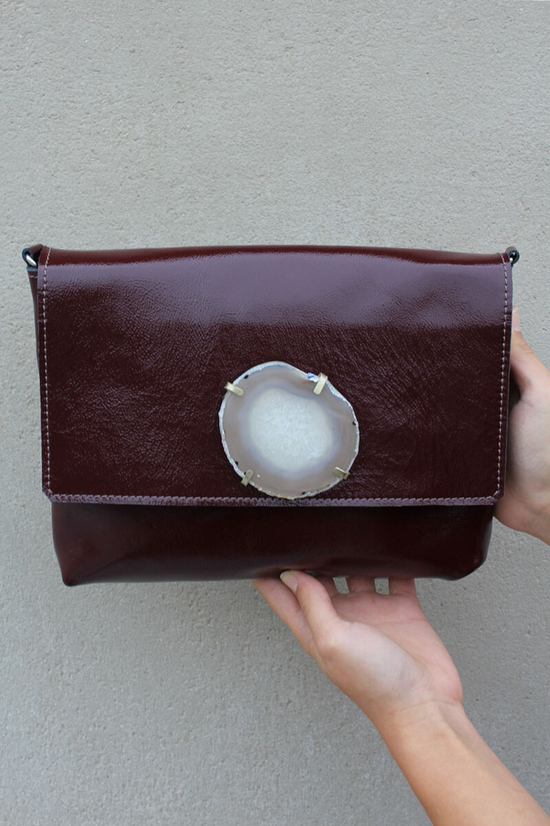 Sobre agata Bordeaux charol