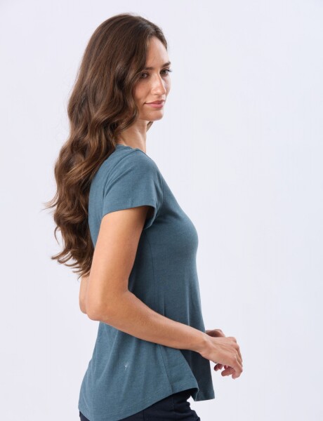 REMERA BÁSICA DE ALGODÓN Petroleo